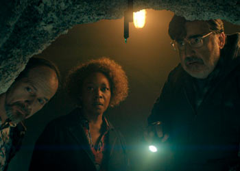 Кадры из сериала Бороуз